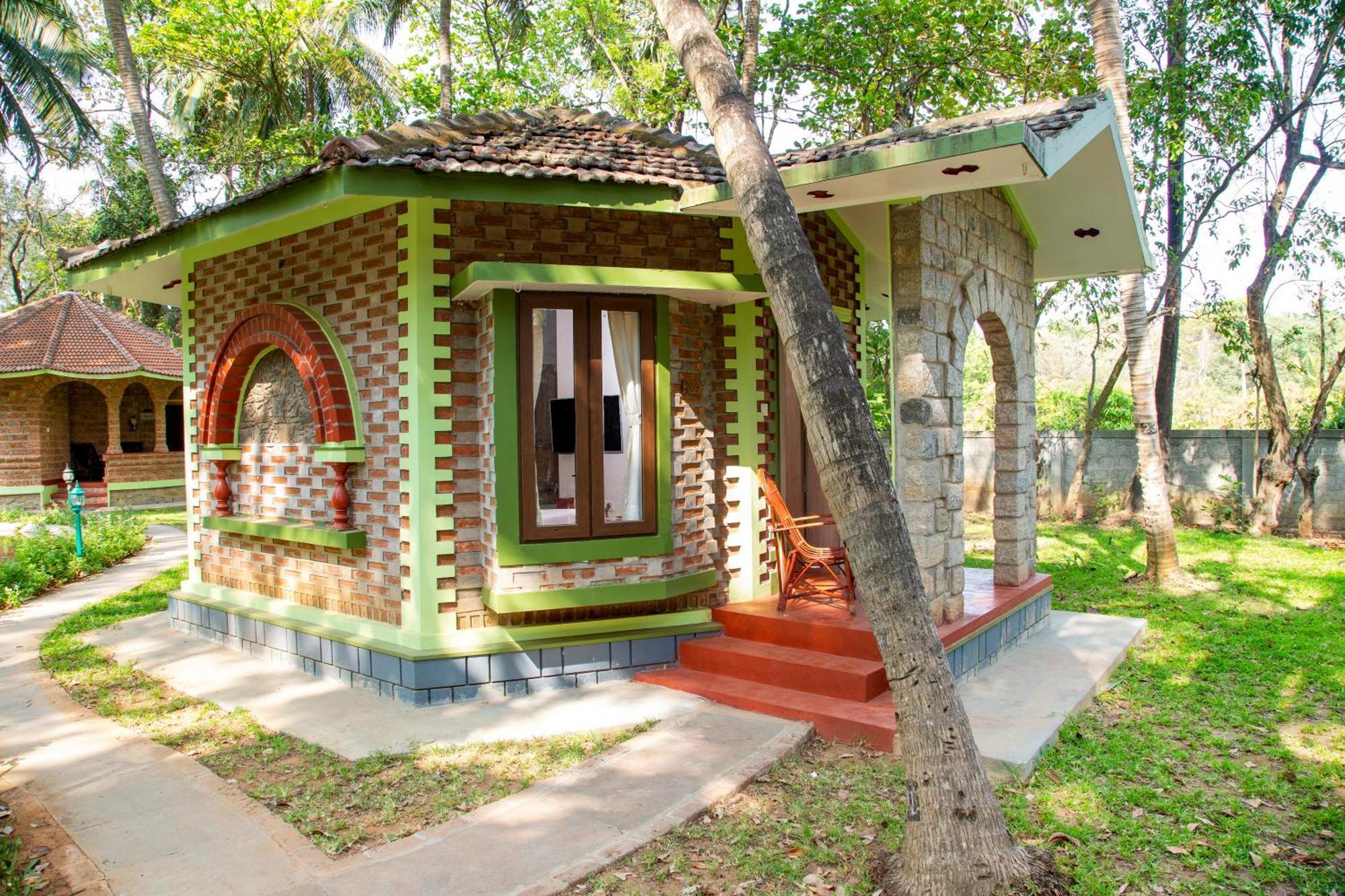 Kairali - The Ayurvedic Healing Village パルガート エクステリア 写真
