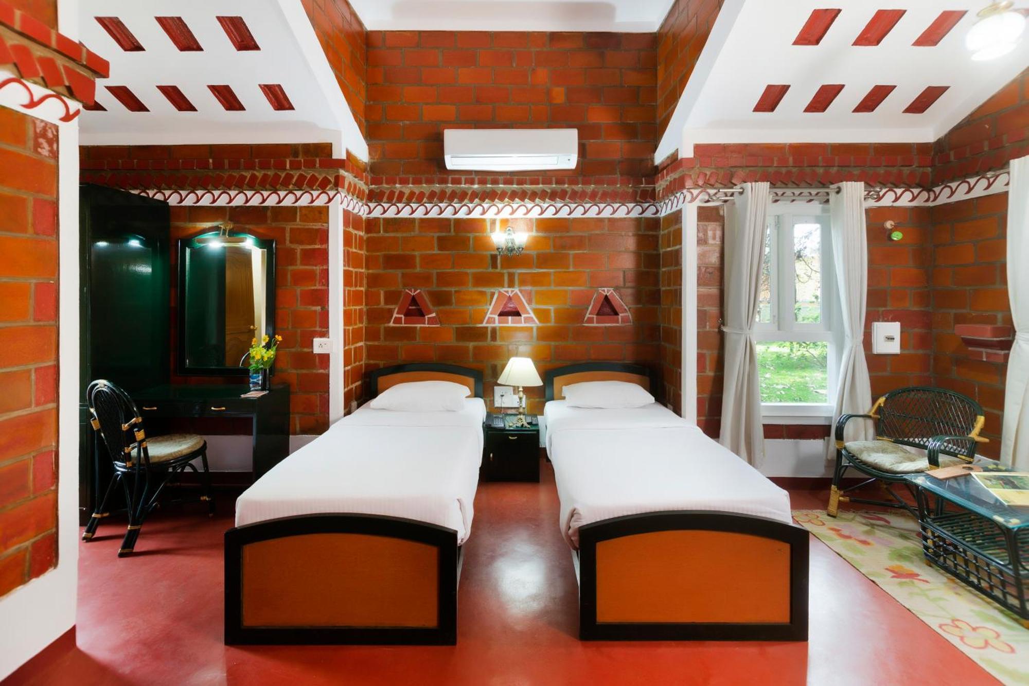 Kairali - The Ayurvedic Healing Village パルガート エクステリア 写真