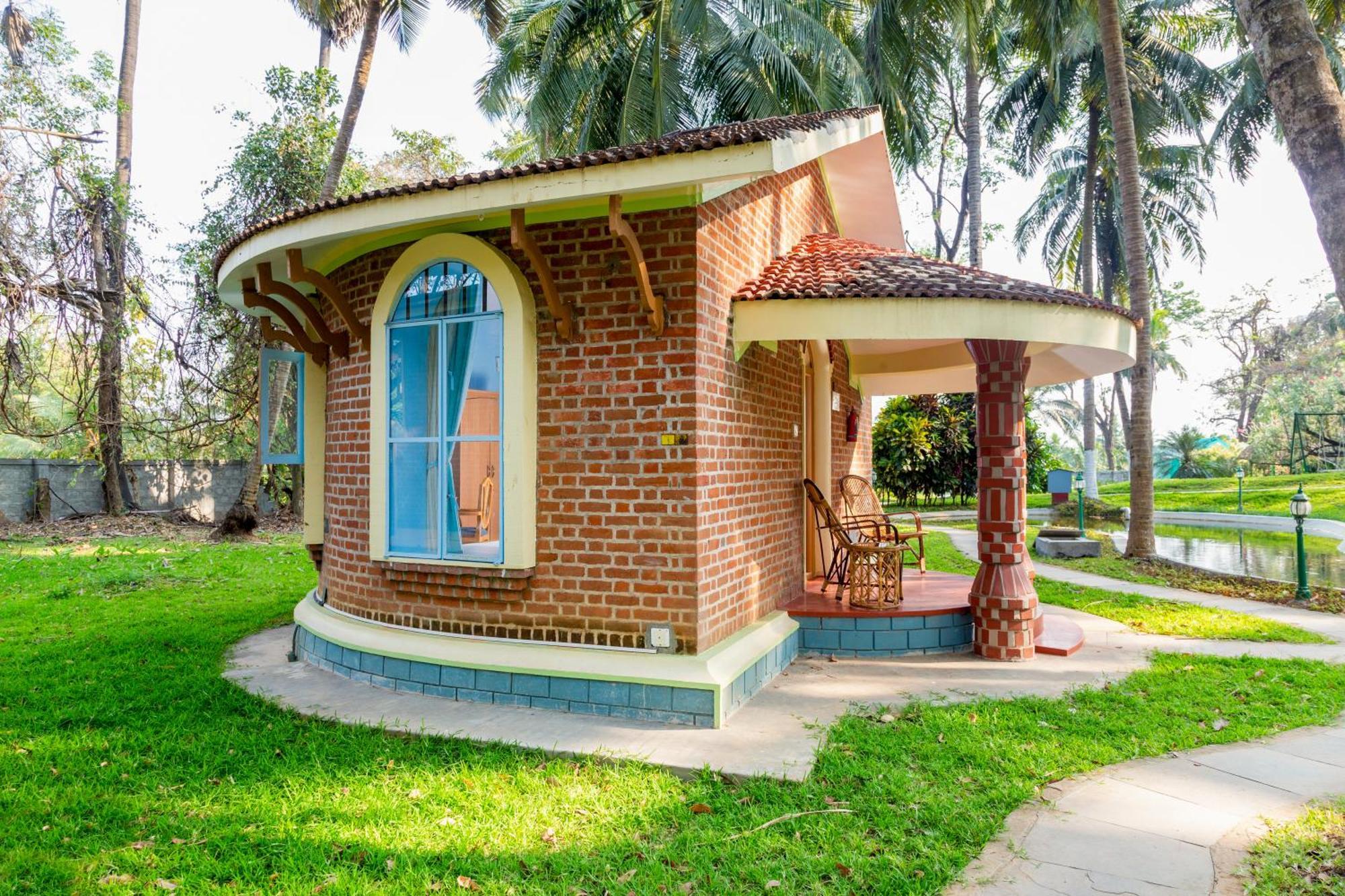 Kairali - The Ayurvedic Healing Village パルガート エクステリア 写真